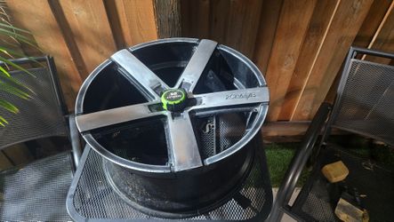 2 Crave Staggers Rims 23's All Four