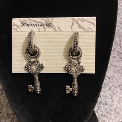 Vintage Silver Tone Dangling Key Clip On Earrings 