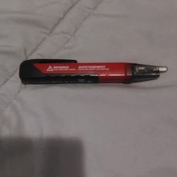 Milwaukee Voltage Detector