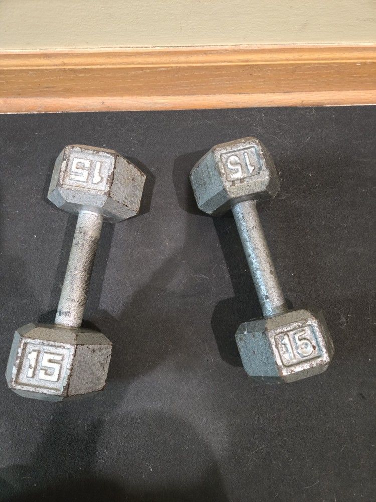 Decent Condition 15lb Metal Hex Dumbbells 