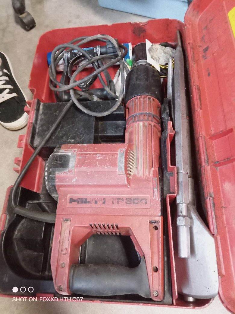Jack Hammer HILTI TP 800