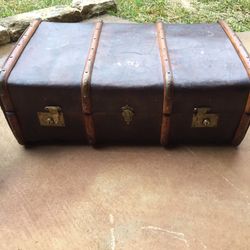 Antique Leather Suit Case 