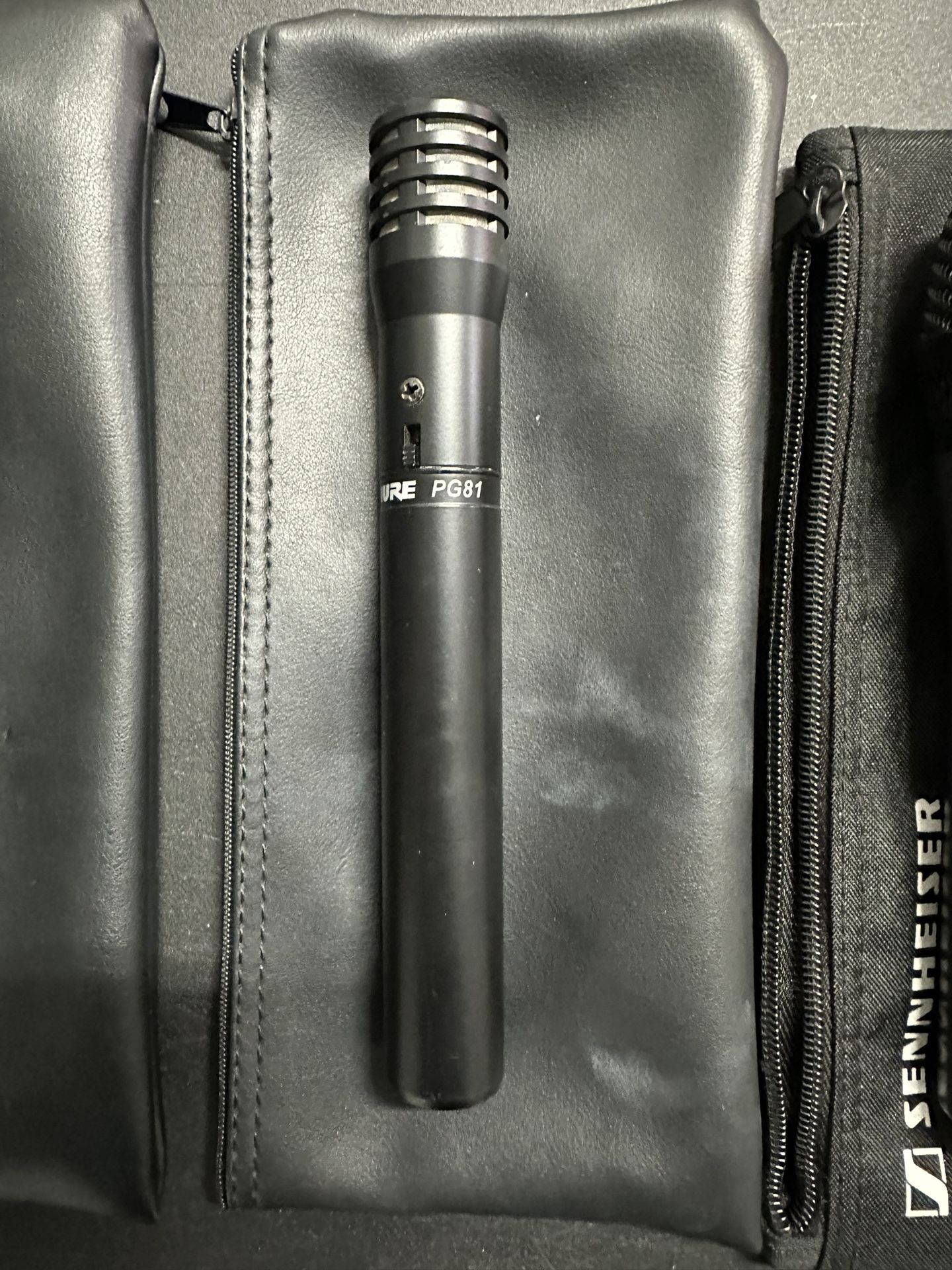 Shure PG81