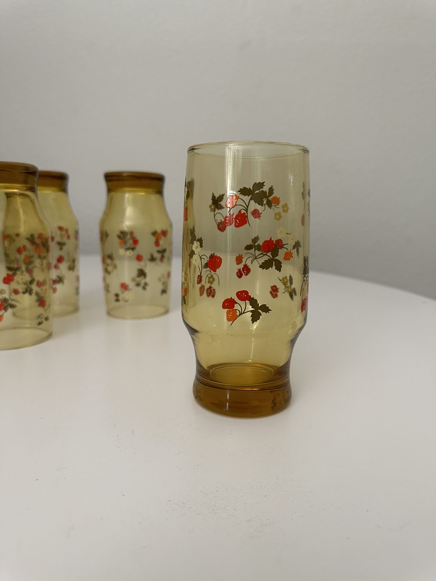 3 Vintage Boho MCM Jungalow Farmhouse Retro Berry Strawberry Amber Glassware