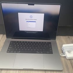 2021 Apple MacBook Pro 16” M1 16GB/1TB SSD 3.2GHz A2485 Laptop W/ Original Charger 