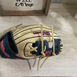 Wilson A1000 11in Infield Glove