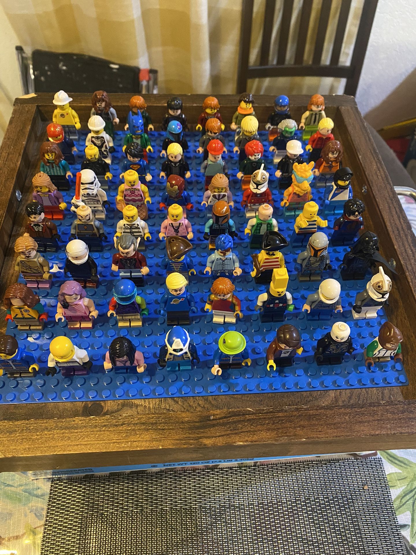 LEGOS MINI FIGURES Lot 64 Pieces 