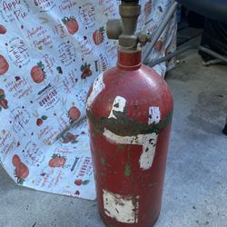 Helium Tank