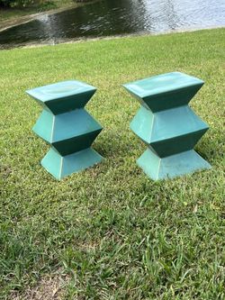 Outdoor Pedestals Columns/ Pool Deck Decoration