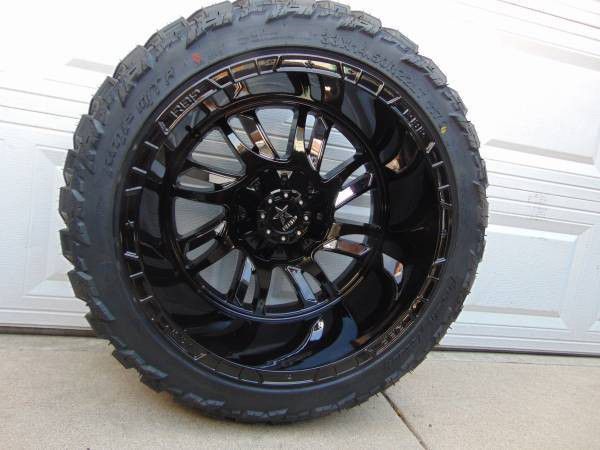LT 33 14.50 22 AMP M/T Tires & 22X14 Gloss Black RBP Rims *8X170 FORD*