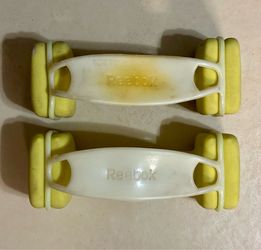 Set of 2 Reebok 5lb Hand Weights Dumbbells l Soft Coated w/straps old but good