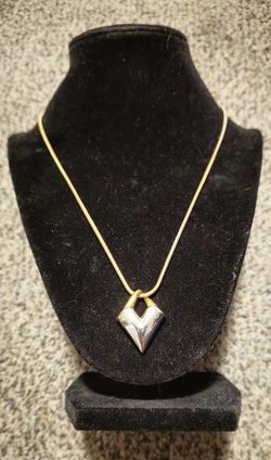 Vintage Trifari Pendant 