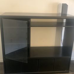 Free entertainment center