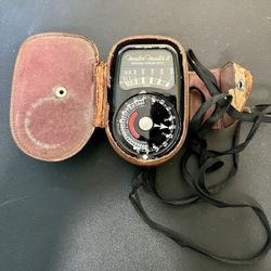 Weston Master II Universal Exposure Light Meter Model 735 Leather Case, UNTESTED