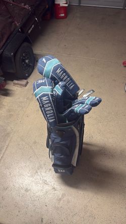 Women’s Magnolia golf set