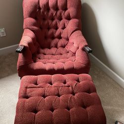 Chair w/ Ottoman (Delivery available!) 