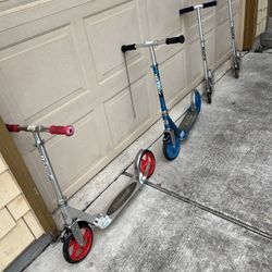  Razor kick scooters. 