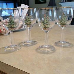 Spode Christmas Wine Glasses 