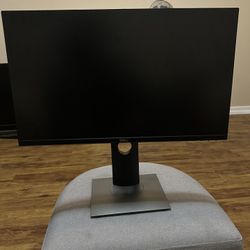 Dell 24” PC Monitor