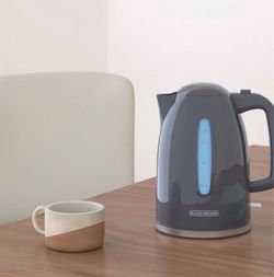 Black+Decker Electric Kettle Gray
