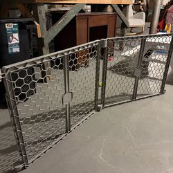 Pet / Baby gates