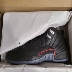 JORDAN 12s UTILTY SIZE 6Y DS/BRAND NEW 