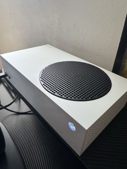 Xbox Series S ( Read Description )