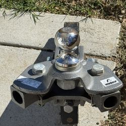 Husky Tow Hitch 12000 gross 