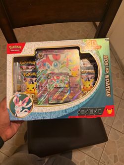 30th Celebration Sylveon EX Box