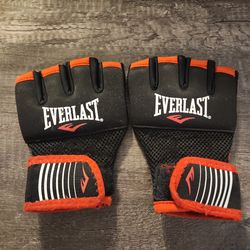 MMA Everlast Gloves / 8 oz