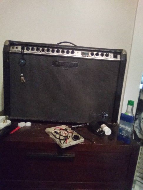 Beringer Bass Amp