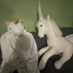 Unicorn Blanket And Plushie 