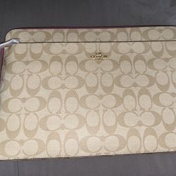 Laptop Sleeve In Colorblock Signature Canvas