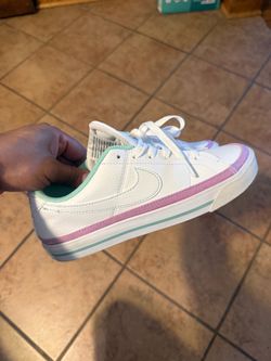 Nike court legacy "White/Rush Fuchsia/Emerald Rise" Size 6