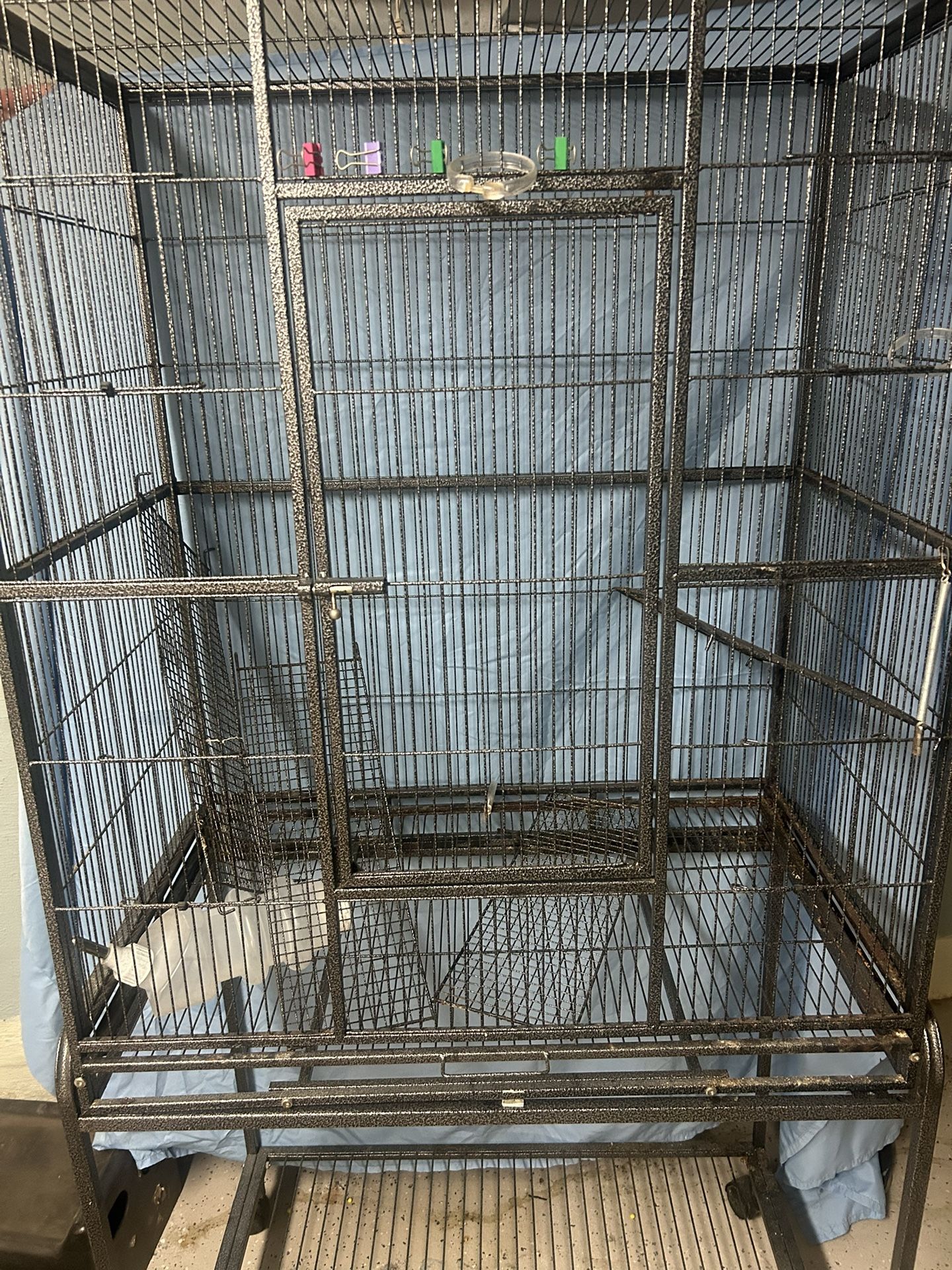 Bird/Small Animal Cage