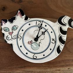 Retro Cat Clock