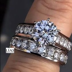 New 18k White Gold Wedding Ring Set 
