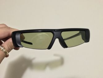 Samsung 3D glasses (7) pairs