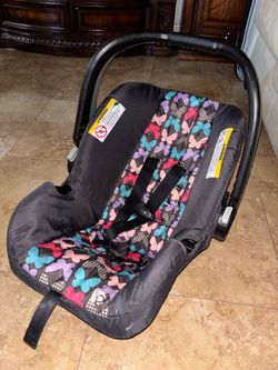 Baby trend car seat