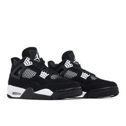 Air Jordan 4 Retro White Thunder 2024