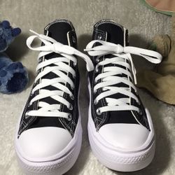 CONVERSE CHUCK ALL STAR WOMEN SIZE 7 (568497)