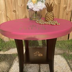 Cool Hot Pink Side Table Or Small Coffee Table With Gold Detail 