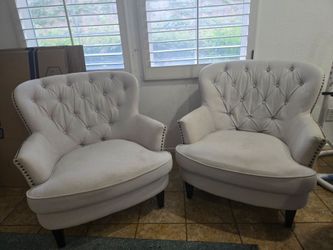 2 Flax Accent Chairs – Modern, Comfortable & Great Condition