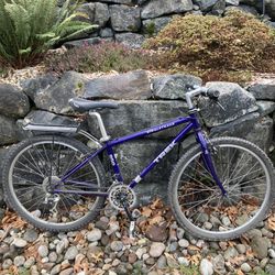 1994 Trek 950 14” Mountain Bike