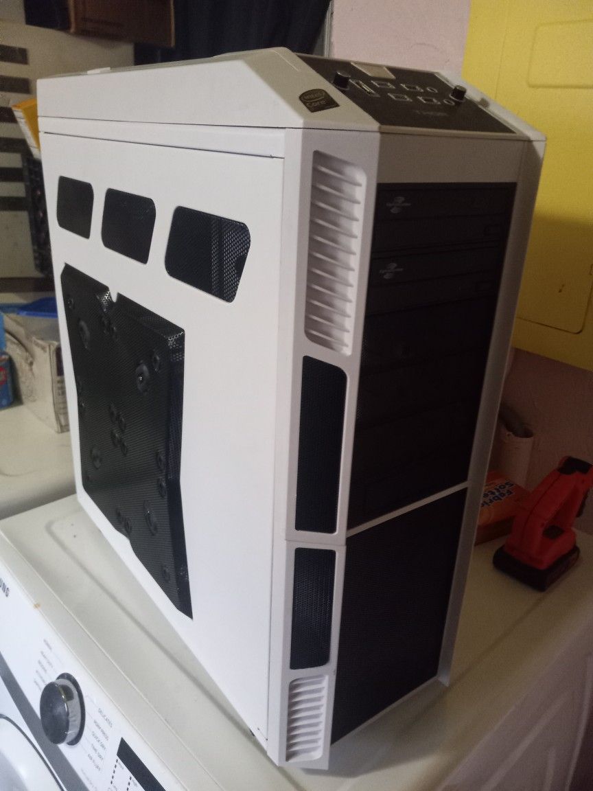 Rosewill Thor V2 Computer Case