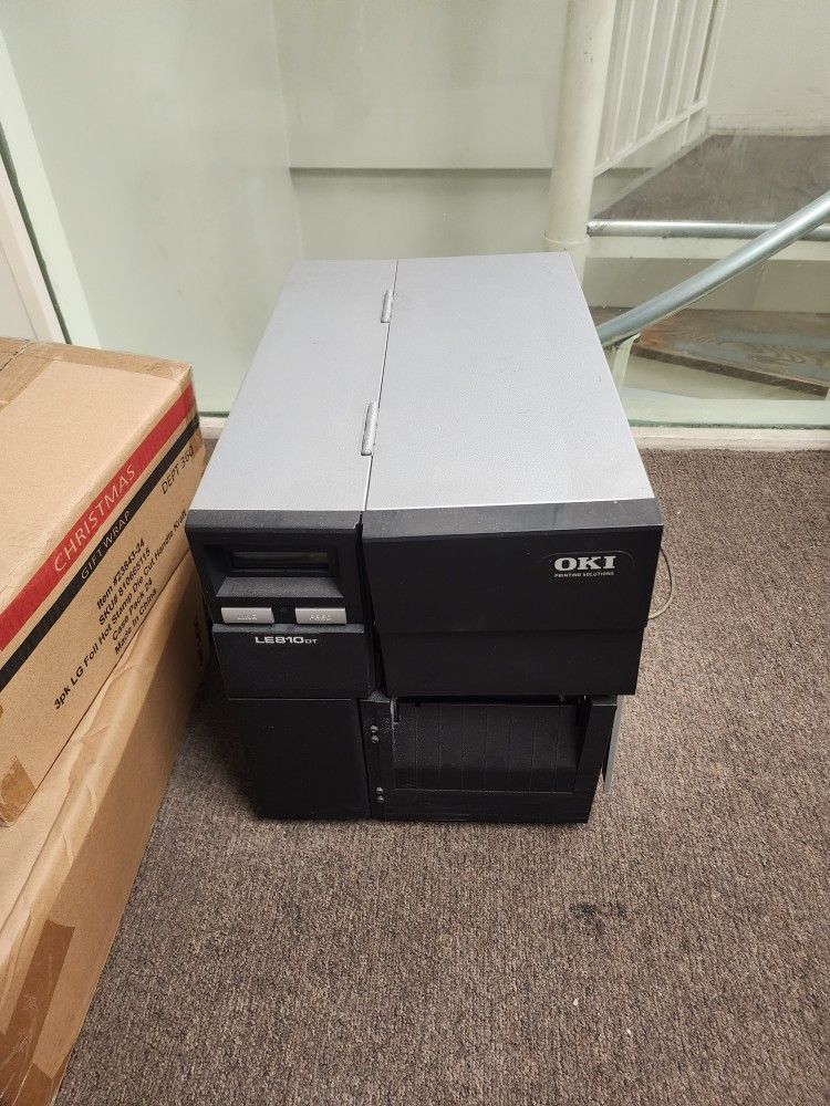OKI LE810DT Label Printer