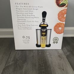 Juicer. 