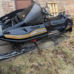 86 artic cat 440 snowmobile