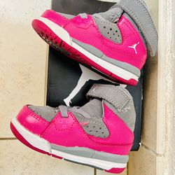 Toddler 3C Nike Jordan pink And grey Girls Shoes 