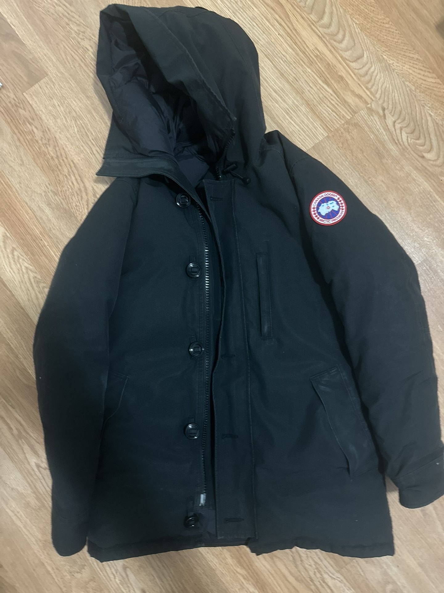Men's CANADA GOOSE Chateau Parka Down Puffer Jacket Black Size Medium  (used)  Read Desc Below